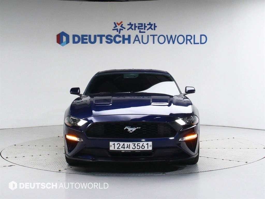포드 머스탱 쿠페 이미지 3