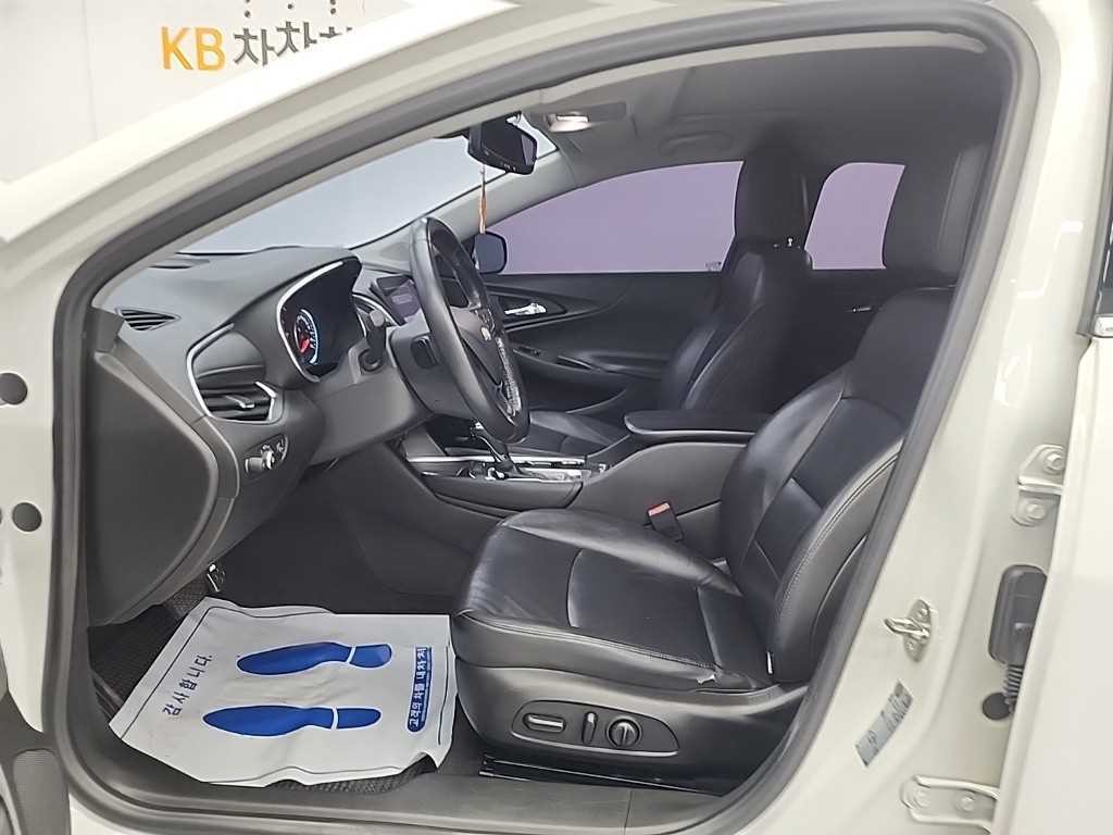 쉐보레 말리부 올뉴말리부 2.0 터보 LT 프리미엄 세이프티 이미지 11