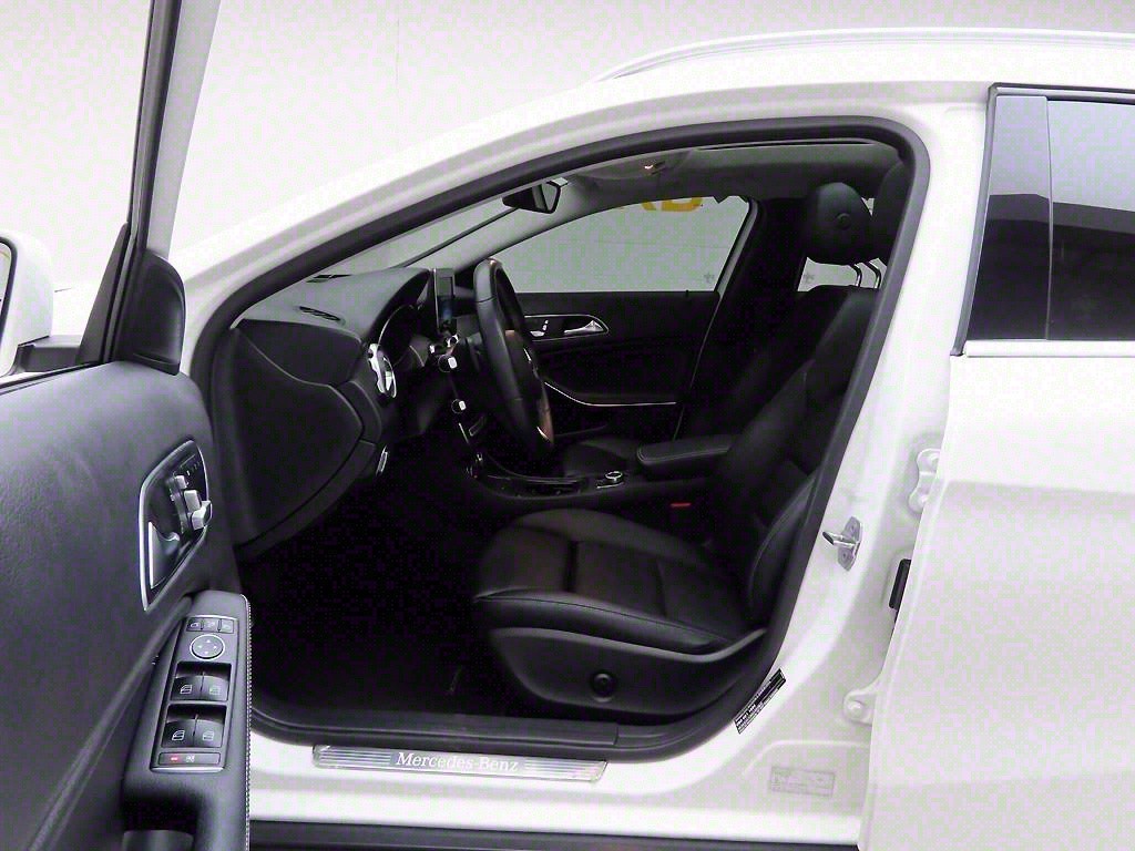 벤츠 GLA 클래스 GLA클래스 X156 GLA250 4MATIC 이미지 13