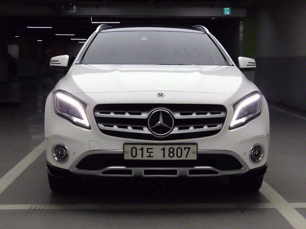 벤츠 GLA 클래스 GLA클래스 X156 GLA250 4MATIC 이미지 2