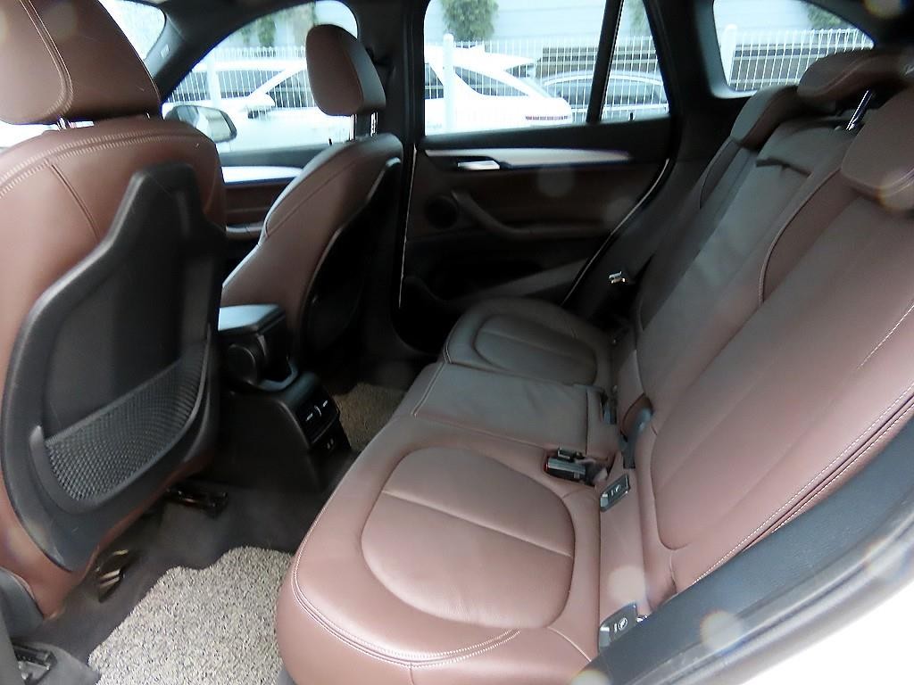 BMW X1 X1 (F48) xDrive 20i M 스포츠 이미지 6
