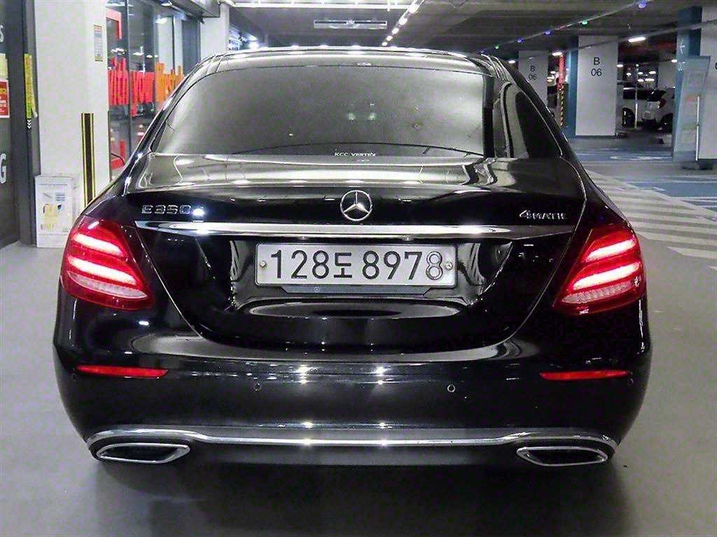 벤츠 E 클래스 E-클래스 W213 E220d 4MATIC 익스클루시브 이미지 5