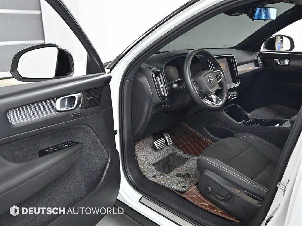 볼보 XC40 XC40 리차지 리차지 트윈 AWD 이미지 11