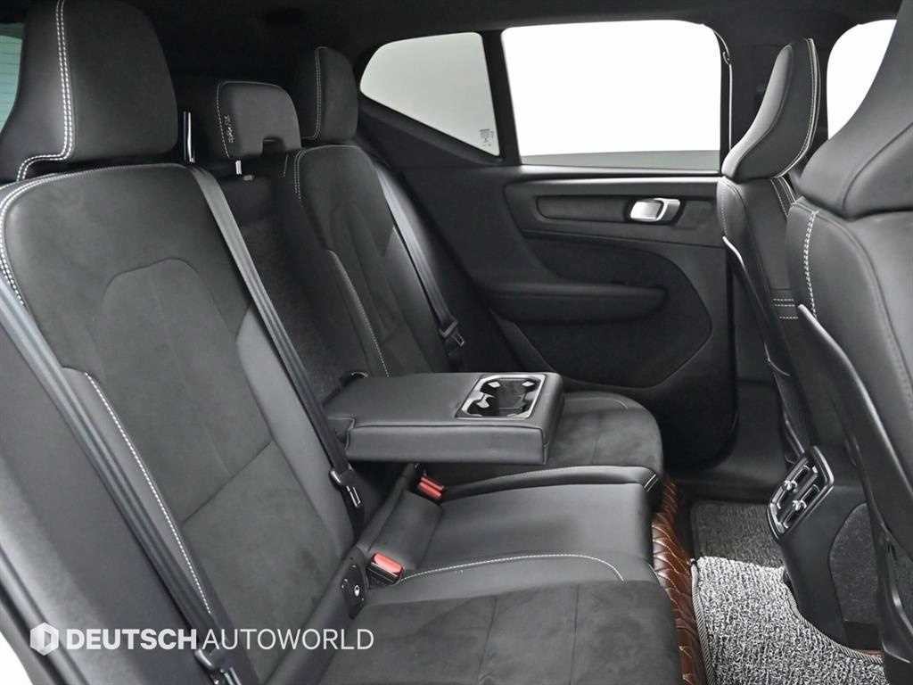 볼보 XC40 XC40 리차지 리차지 트윈 AWD 이미지 12