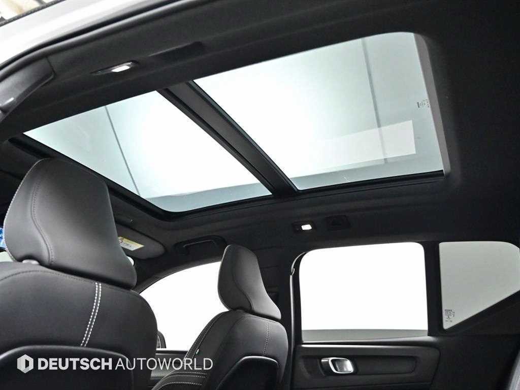 볼보 XC40 XC40 리차지 리차지 트윈 AWD 이미지 19