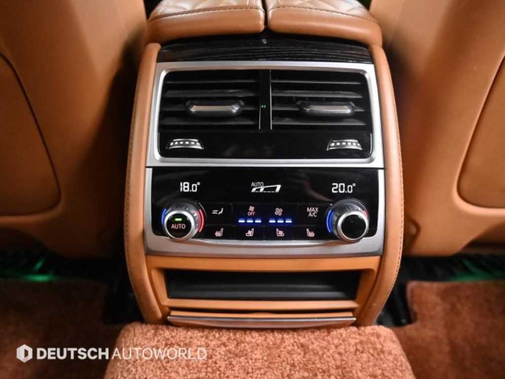 BMW 7시리즈 7시리즈 (G70) 740i sDrive M 스포츠 이미지 16