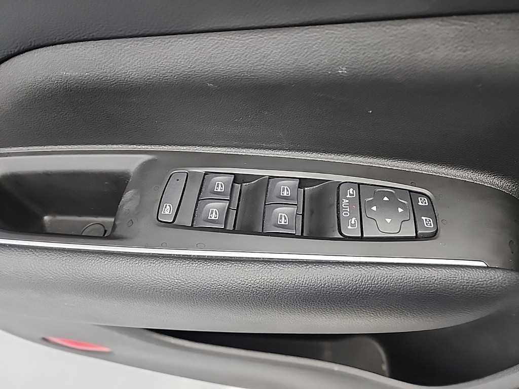 르노코리아(삼성) QM6 더뉴QM6 2.0 LPe RE 2WD 이미지 16