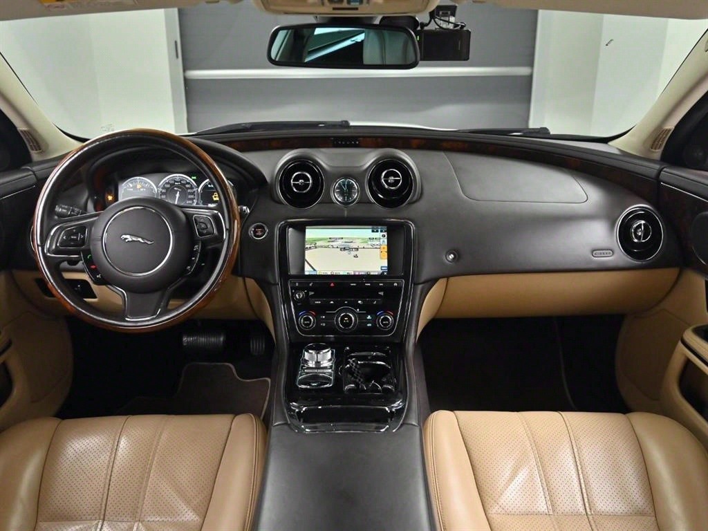 재규어 XJ XJ (X351) 3.0 SC 프리미엄 럭셔리 LWB 이미지 7