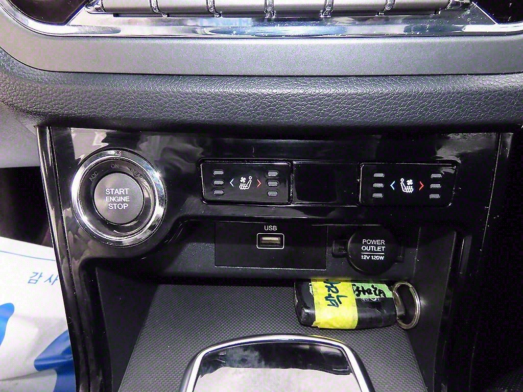 KG모빌리티(쌍용) 코란도 뷰티풀코란도 2WD 가솔린 1.5 R-플러스 이미지 13