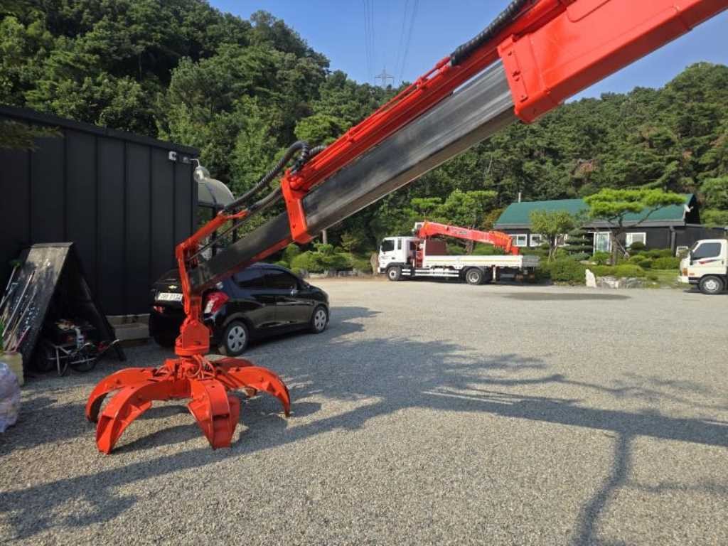 중대형화물 고소 집게차 9.5톤이상 이미지 11