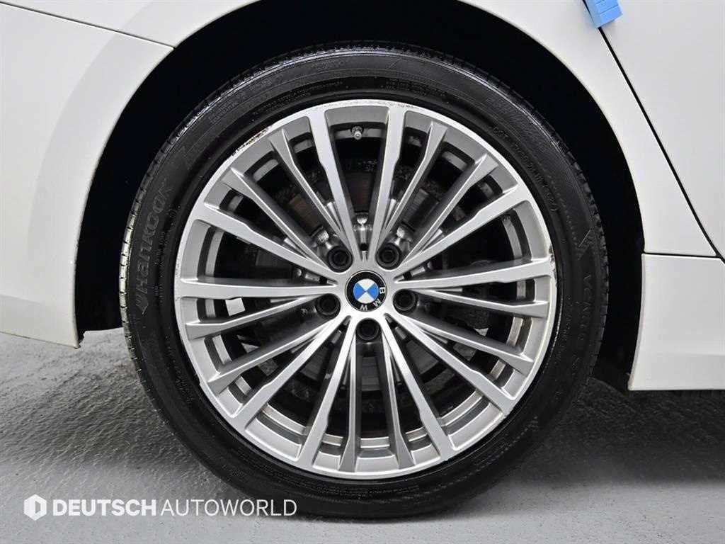 BMW 3시리즈 3시리즈 (G20) 330e 럭셔리 이미지 5
