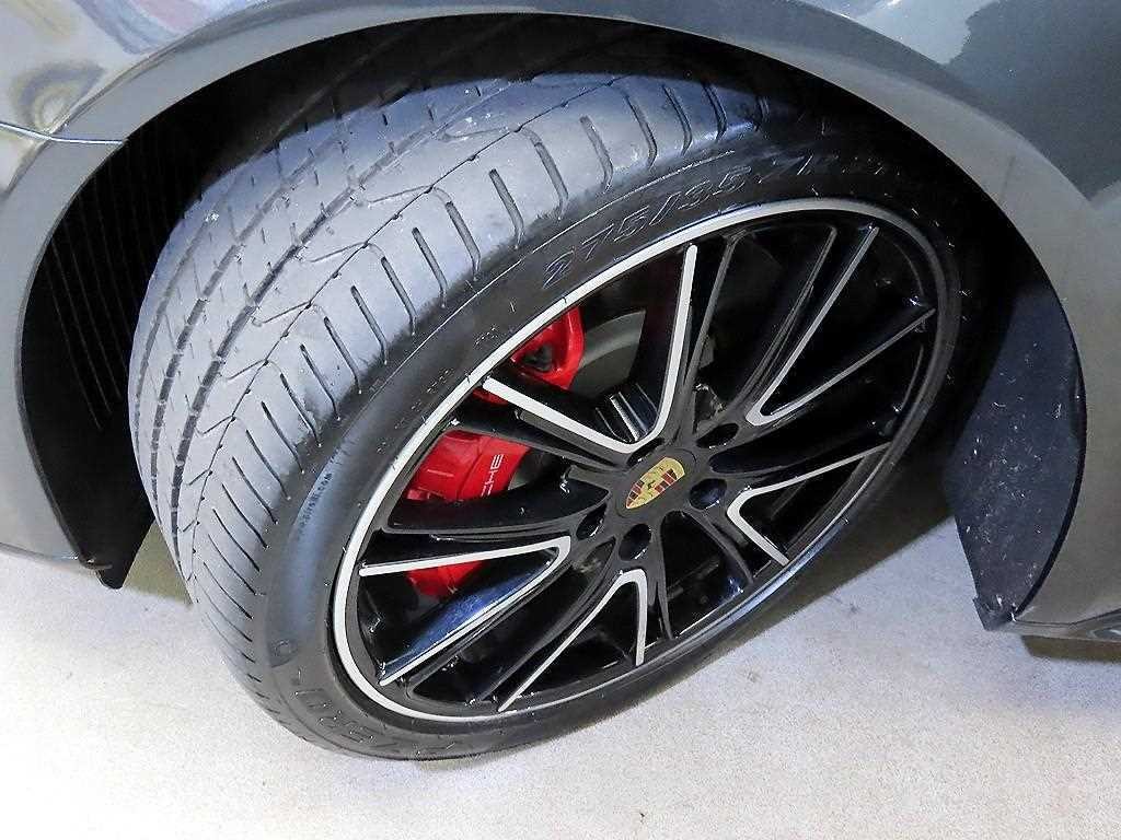 포르쉐 파나메라 파나메라(971) 4.0 GTS 이미지 19