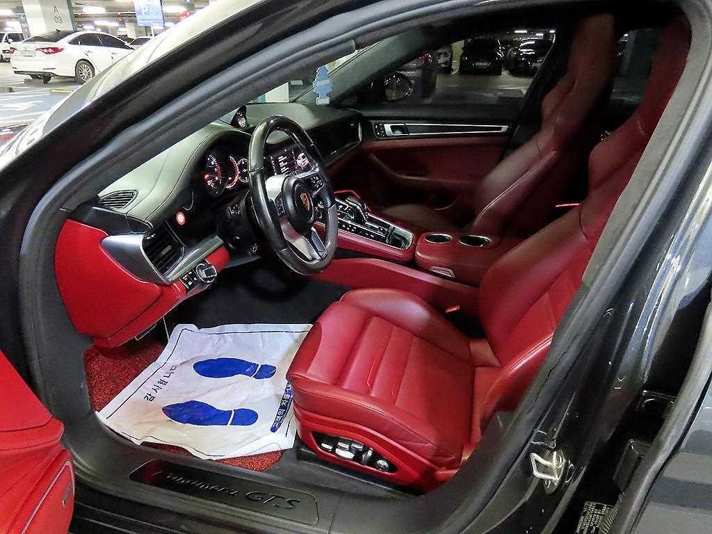 포르쉐 파나메라 파나메라(971) 4.0 GTS 이미지 6