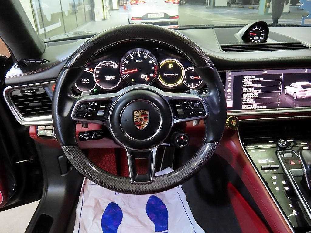 포르쉐 파나메라 파나메라(971) 4.0 GTS 이미지 8