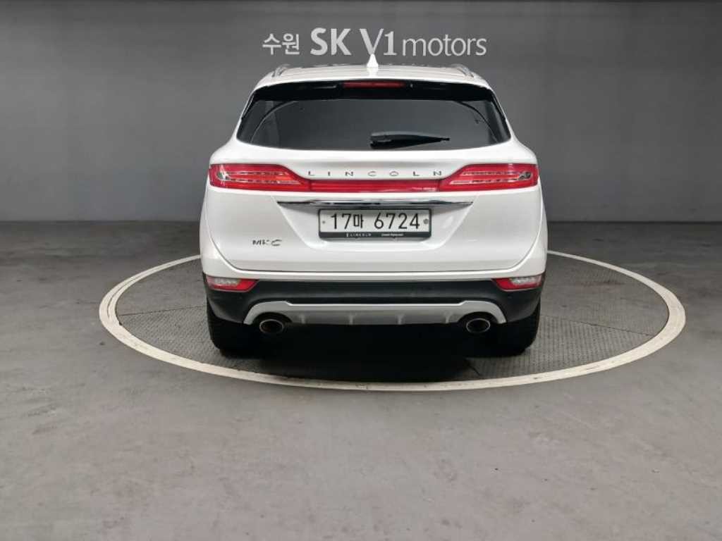 링컨 MKC 2.0 AWD 리저브 이미지 5