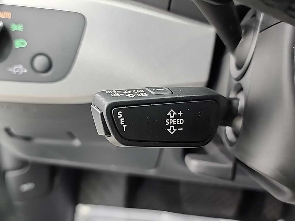 아우디 A4 A4 (B9) 40 TFSI 이미지 18