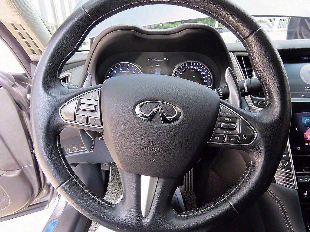 인피니티 Q Q50 3.5 하이브리드 에센스 이미지 8
