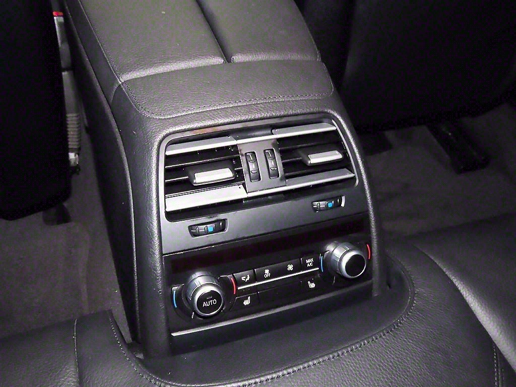 BMW 6시리즈 6시리즈 (F12) 640 그란쿠페 d xDrive 그란쿠페 이미지 13