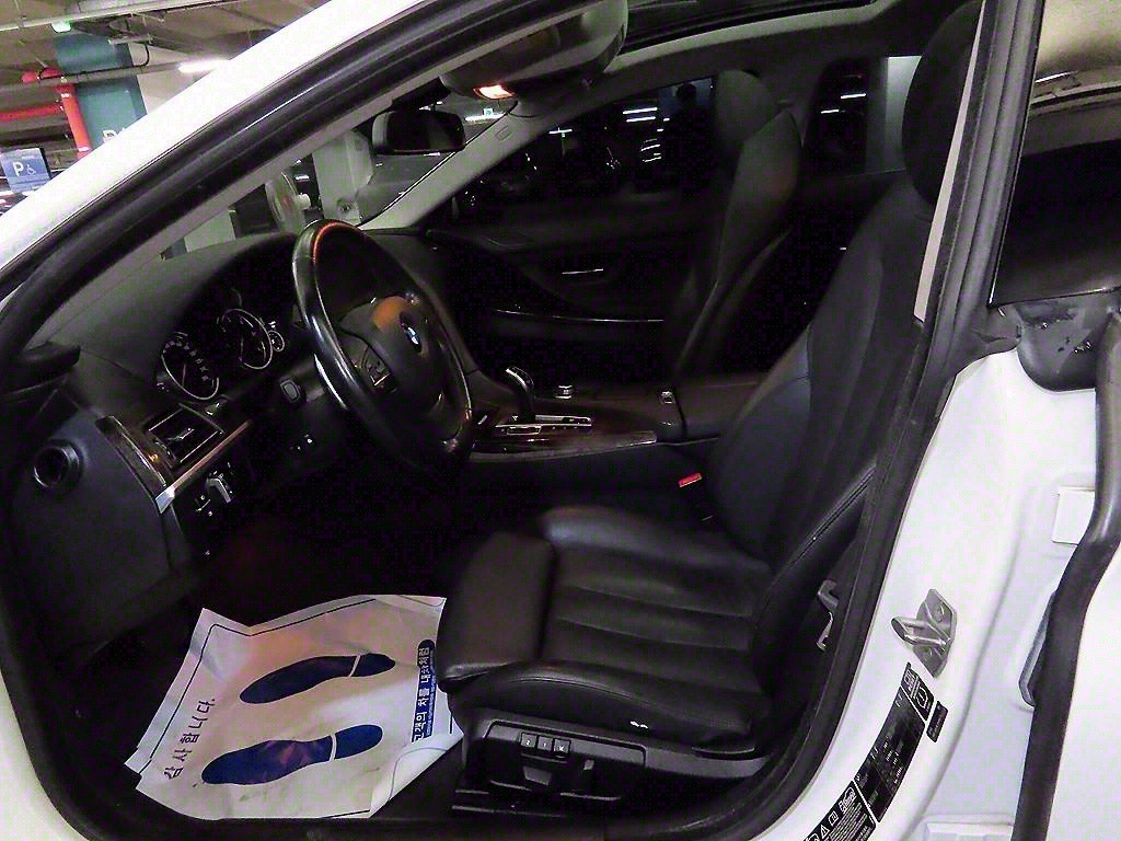 BMW 6시리즈 6시리즈 (F12) 640 그란쿠페 d xDrive 그란쿠페 이미지 6