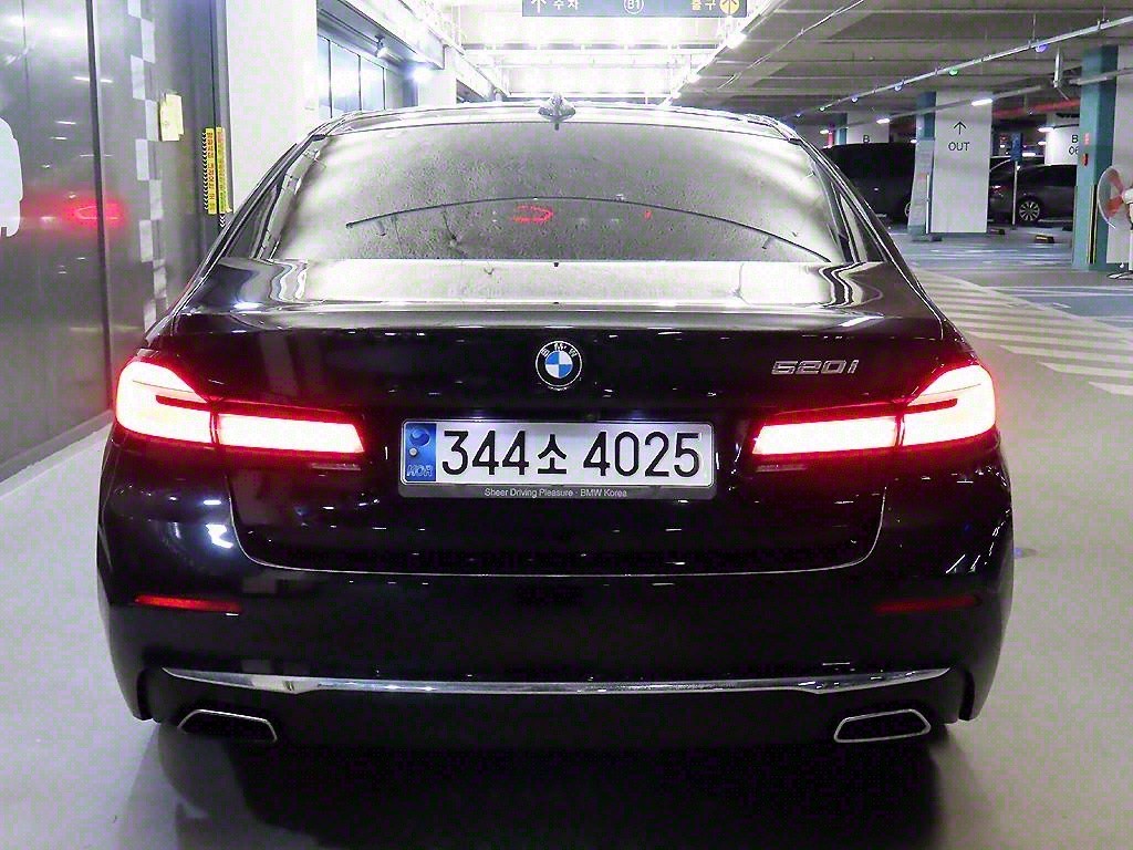BMW 5시리즈 5시리즈 (G30) 520i 럭셔리 이미지 5