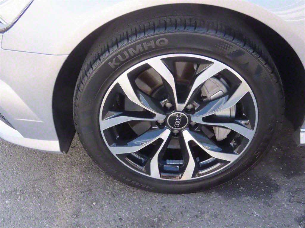 아우디 A6 뉴A6 40 TFSI 콰트로 이미지 17