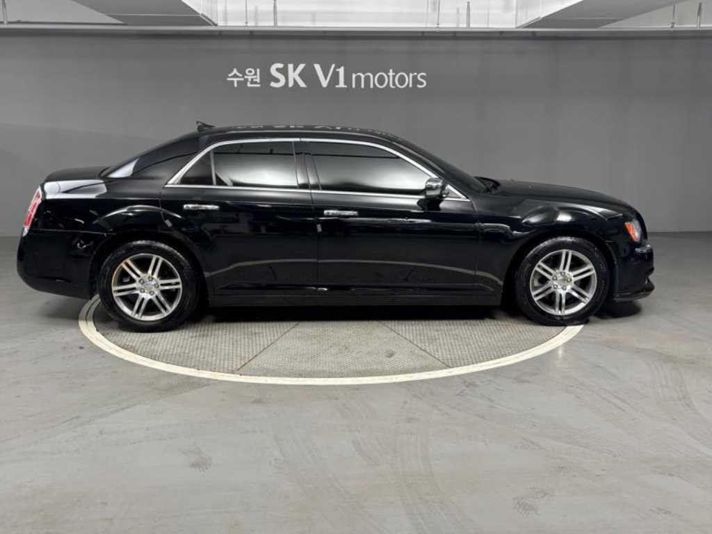 크라이슬러 300C 더뉴300C 3.6 이미지 3