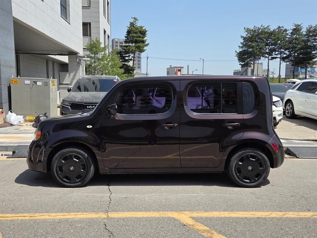 닛산 큐브 1.8 S 이미지 3