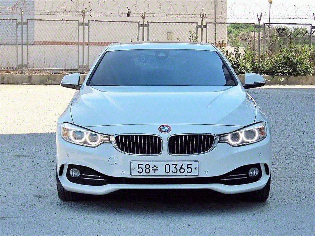 BMW 4시리즈 4시리즈 (F32) 420i 그란쿠페 럭셔리 이미지 1