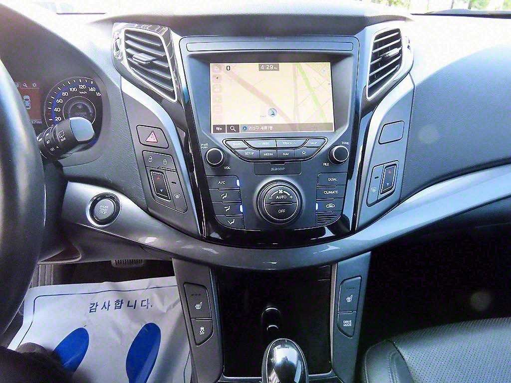 현대 i40 더뉴i40 1.7 VGT 스마트 이미지 13