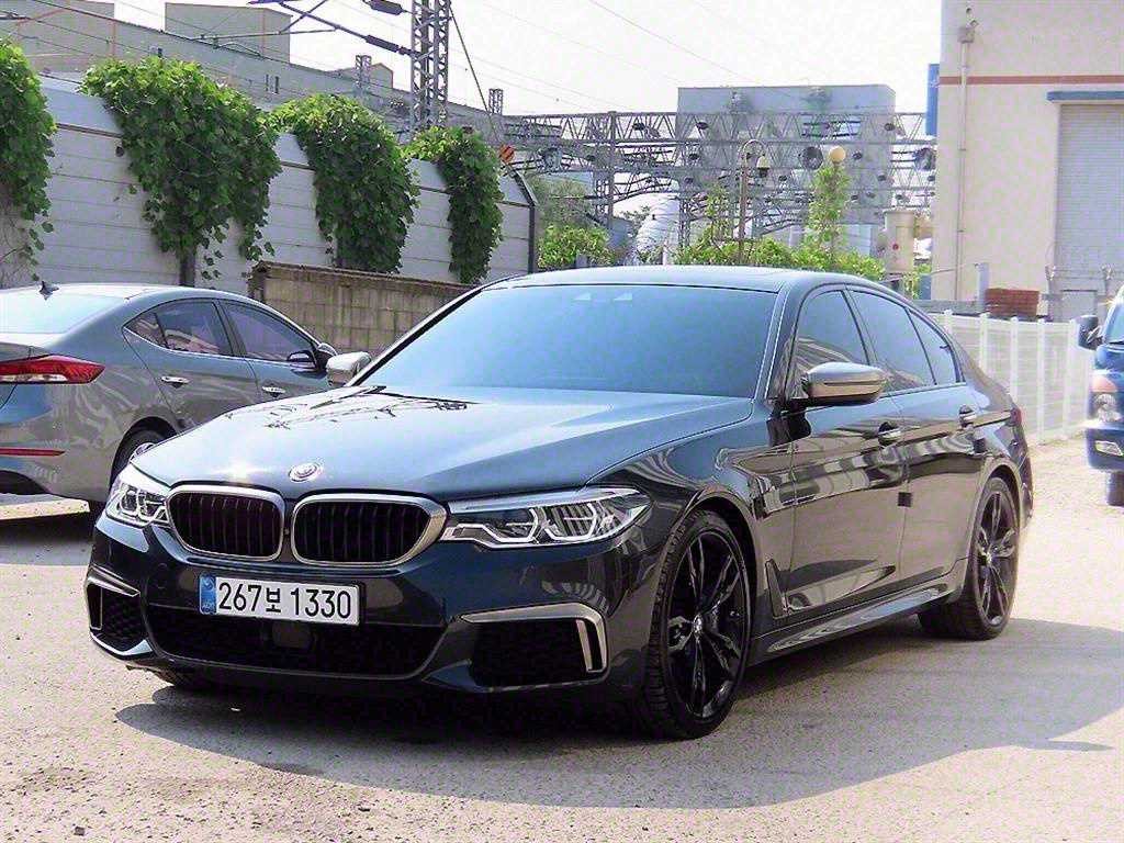 BMW 5시리즈 5시리즈 (G30) M550d xDrive 이미지 2