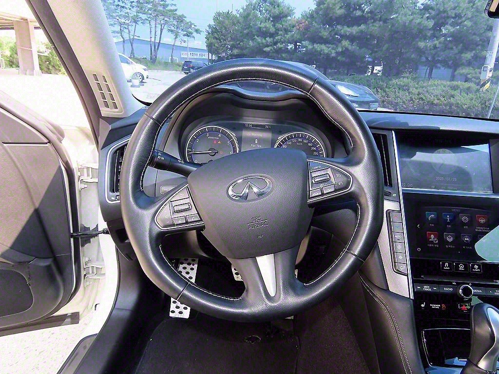 인피니티 Q Q50 2.2D 프리미엄 이미지 8