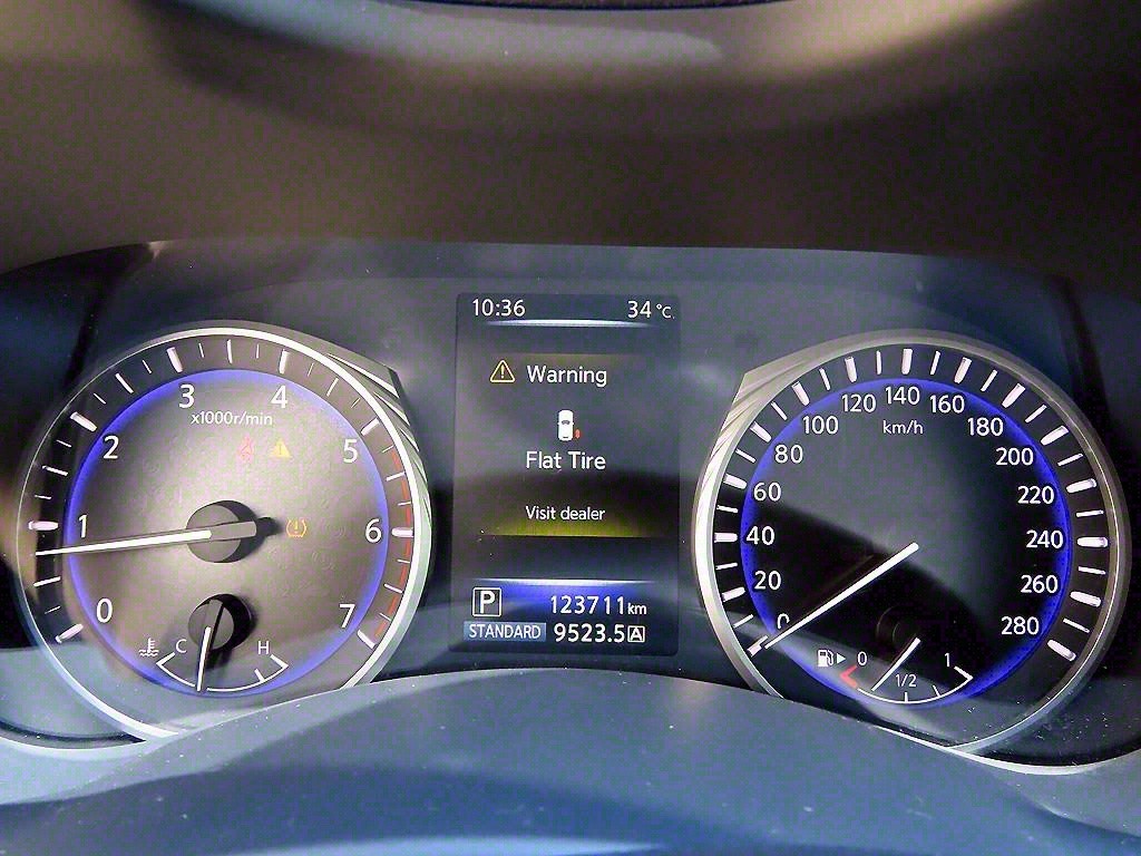인피니티 Q Q50 2.2D 프리미엄 이미지 9