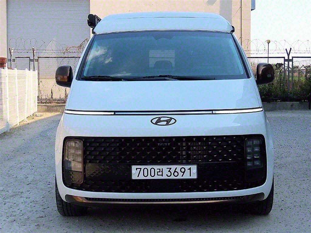 현대 스타리아 캠핑카 4WD 프레스티지 캠퍼 11인승 이미지 1