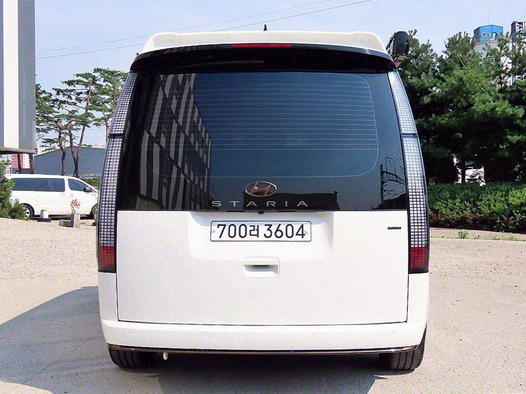 현대 스타리아 캠핑카 4WD 프레스티지 캠퍼 11인승 이미지 4