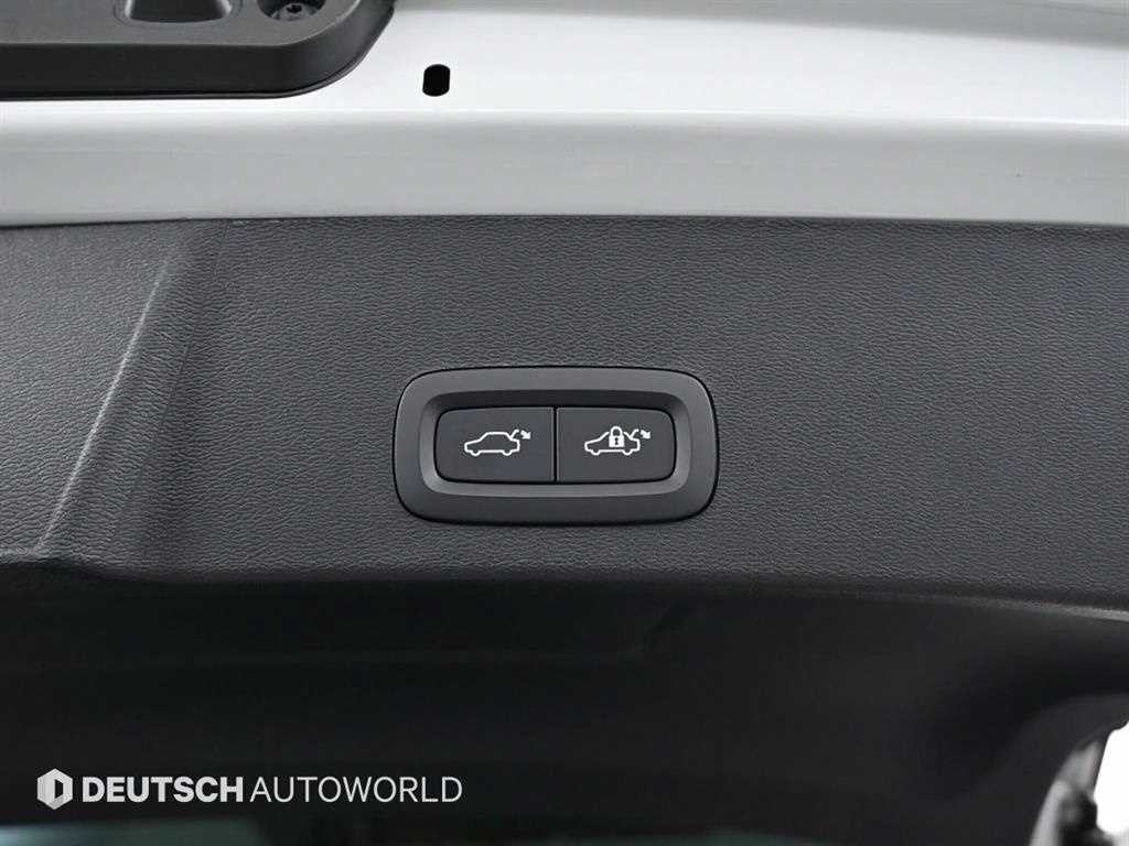 볼보 XC40 XC40 리차지 리차지 트윈 AWD 이미지 20