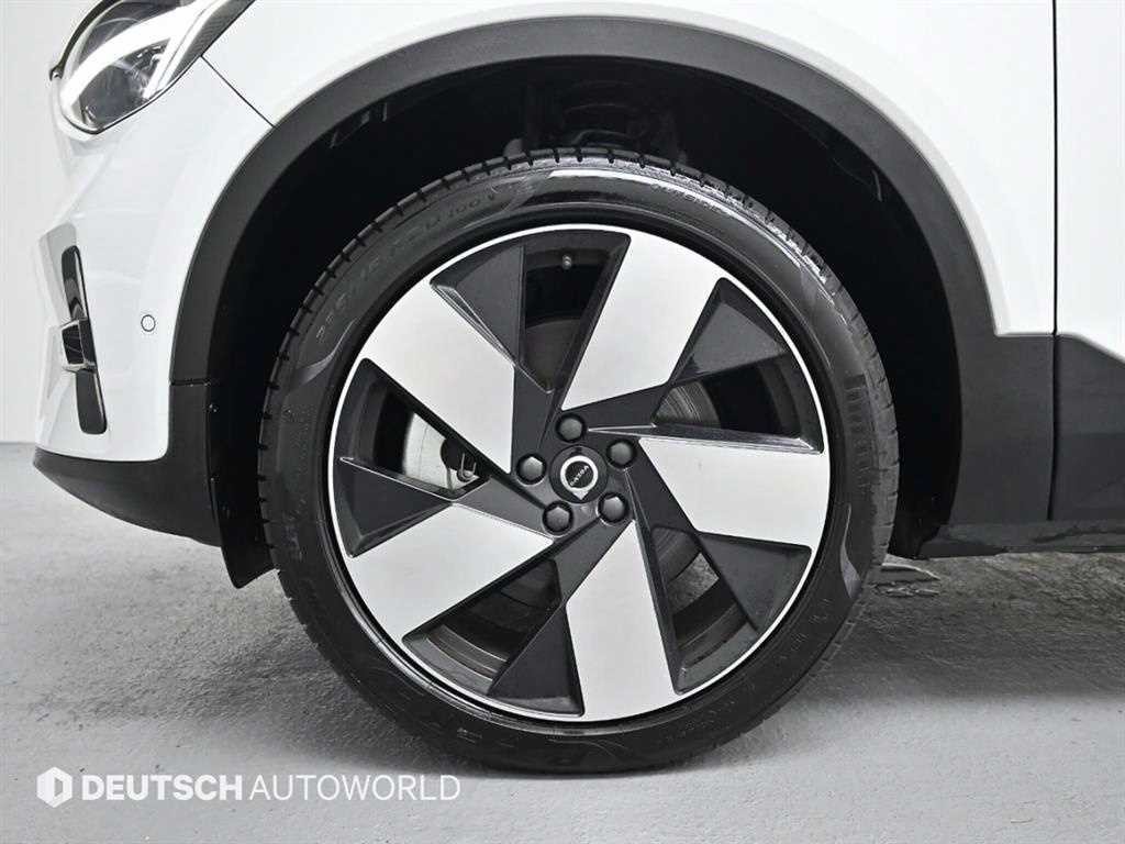 볼보 XC40 XC40 리차지 리차지 트윈 AWD 이미지 5
