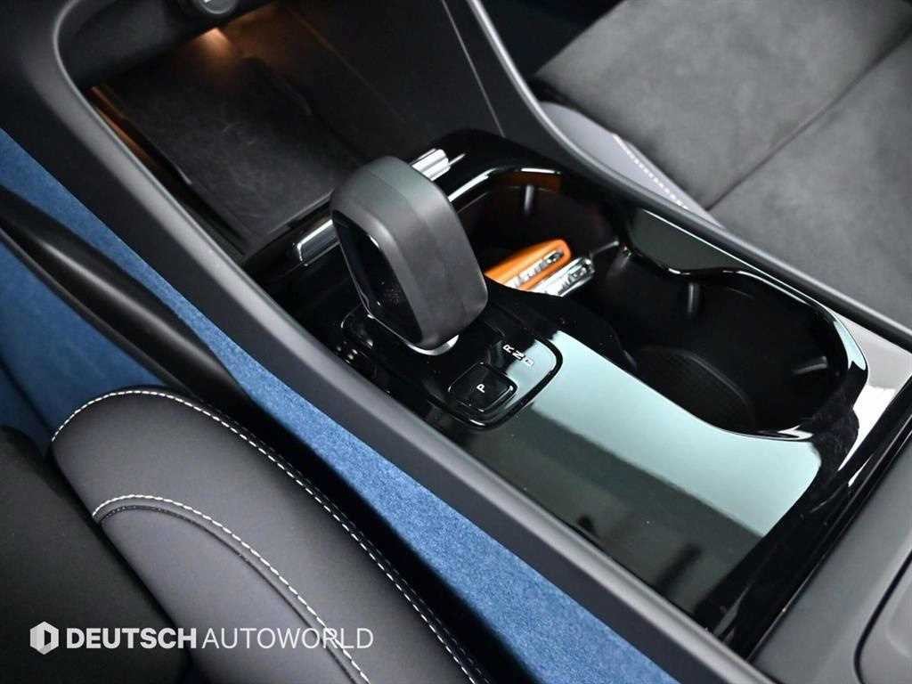 볼보 XC40 XC40 리차지 리차지 트윈 AWD 이미지 9