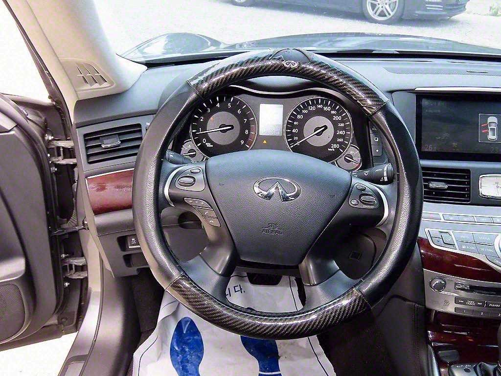 인피니티 Q Q70 3.7스타일 이미지 8