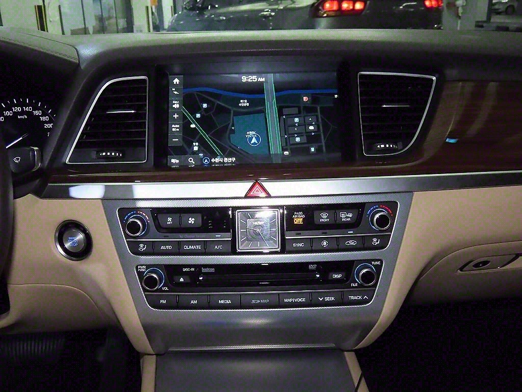 제네시스 G80 3.3 GDI AWD 프리미엄 럭셔리 이미지 11