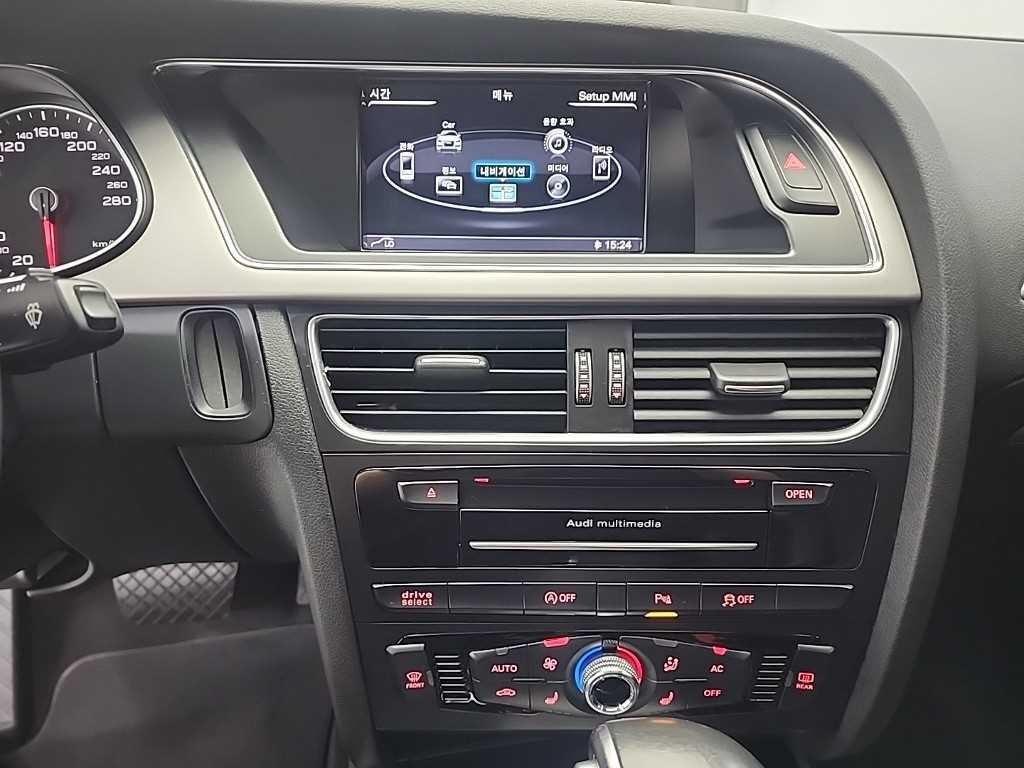 아우디 A4 뉴 A4 2.0 TDI 콰트로 다이나믹 이미지 10