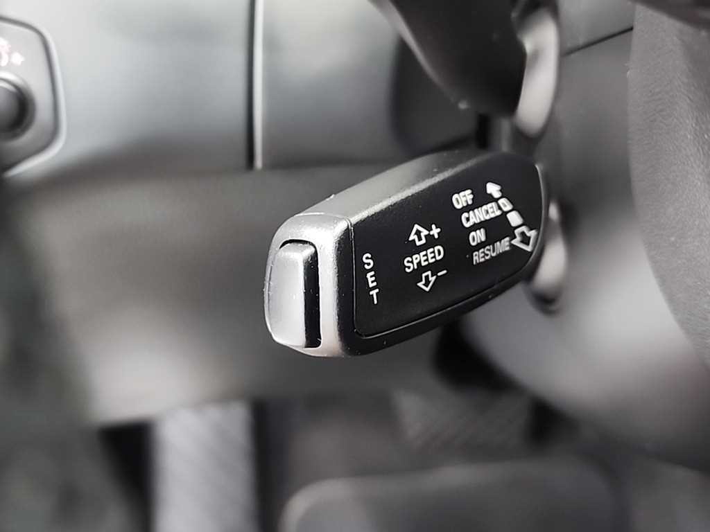 아우디 A4 뉴 A4 2.0 TDI 콰트로 다이나믹 이미지 18