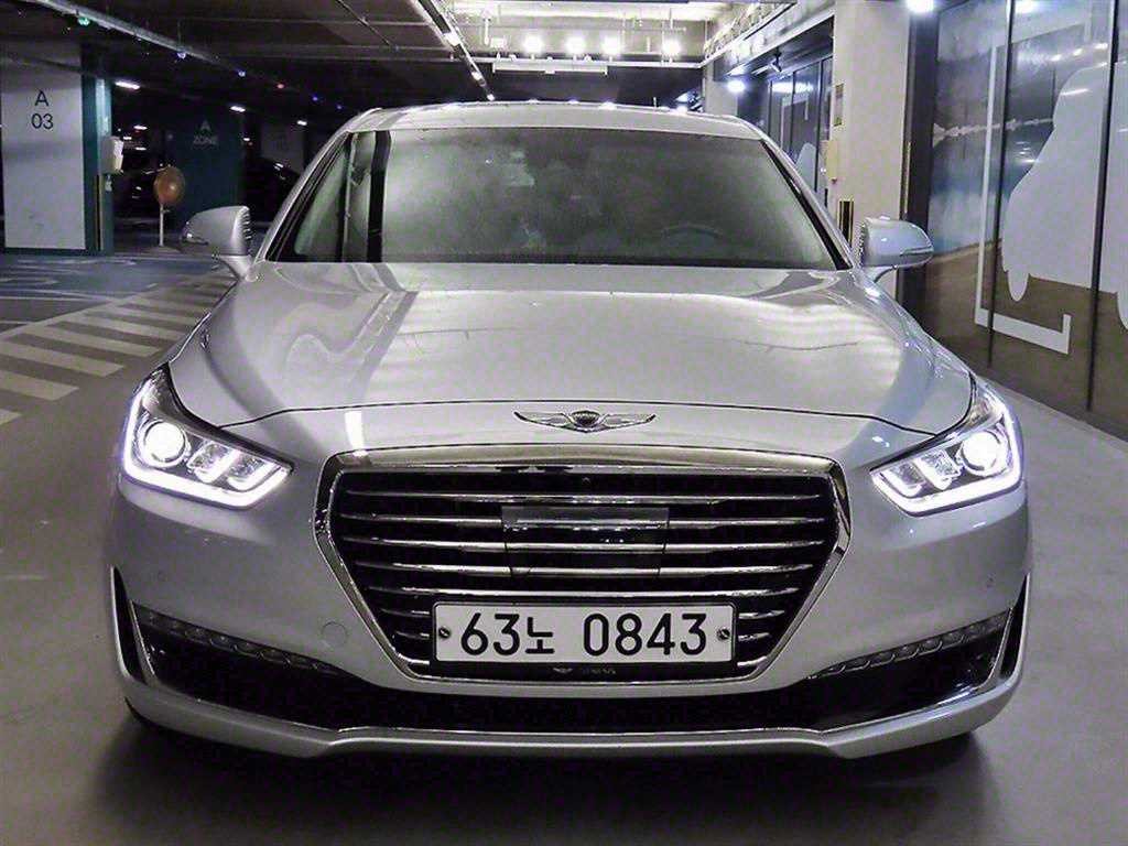 제네시스 EQ900 5.0 GDI AWD 프레스티지 이미지 2