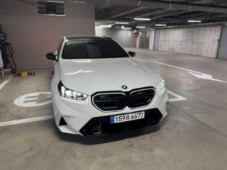 BMW 5시리즈 M5 7세대 4.4 투어링