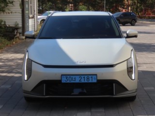 기아 EV4 스탠다드 어스