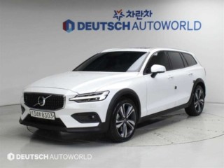 볼보 V60 V60 크로스 컨트리 2세대 2.0 T5 프로 AWD
