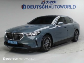 BMW i5 eDrive 40 기본형