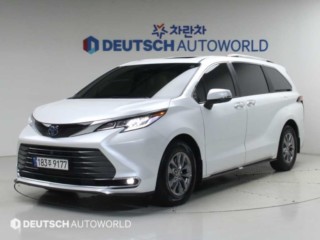 토요타 시에나 2.5 AWD 하이브리드