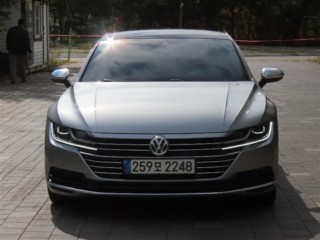 폭스바겐 아테온 2.0 TDI 엘레강스 프레스티지