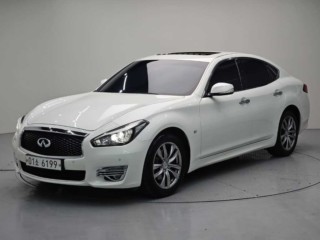 인피니티 Q Q70 3.7스타일
