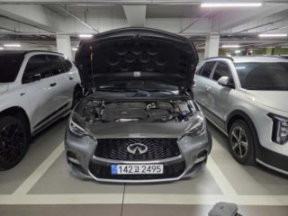 인피니티 Q Q30 2.0 프리미엄